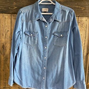 Universal Thread denim button down